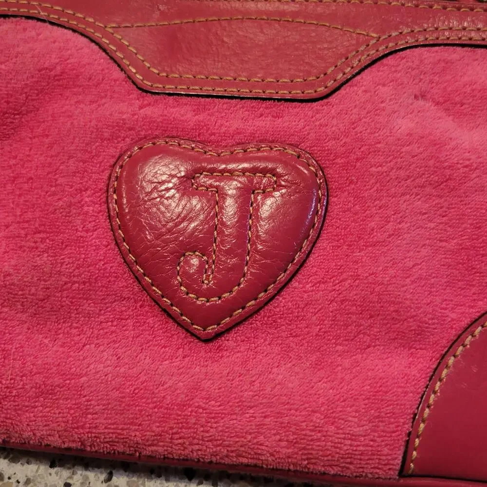 JUICY COUTURE Y2K Pink Leather Velour Embroidered Chain Charm Wristlet Mini Bag